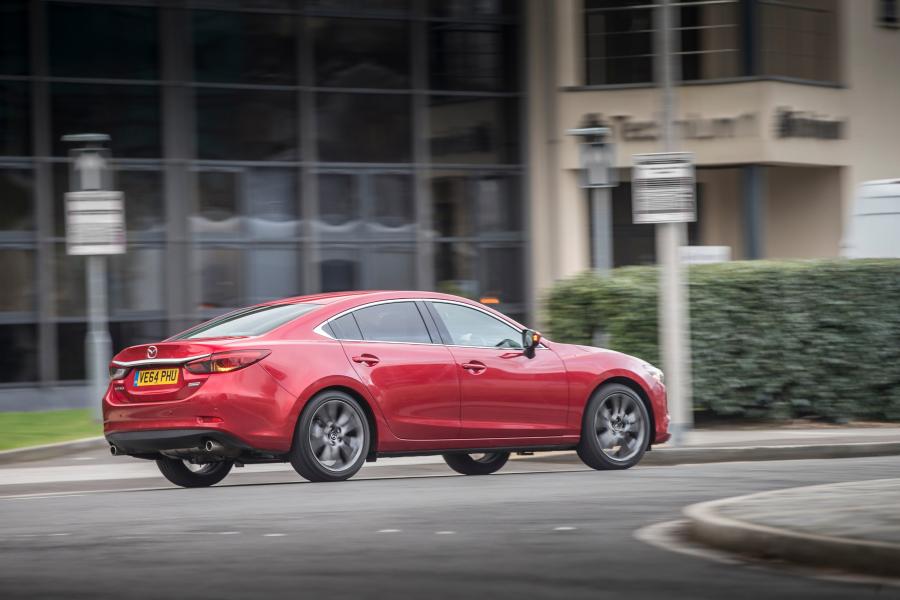  Mazda6 Sedan 2015 года  (UK) (фото 32 из 46)